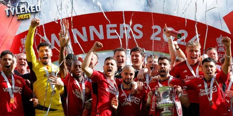 Lý do Scholes giục MU mua sao Tottenham