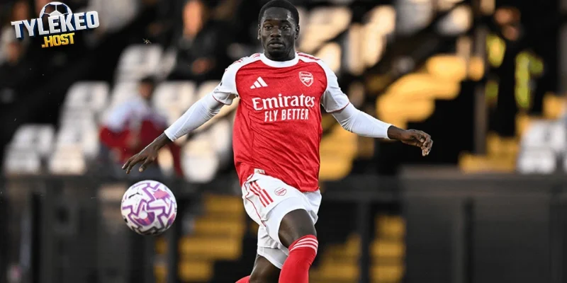 Sagoe Jr ra mắt Pháo thủ, Chelsea có lợi thế trong vụ Julian Alvarez